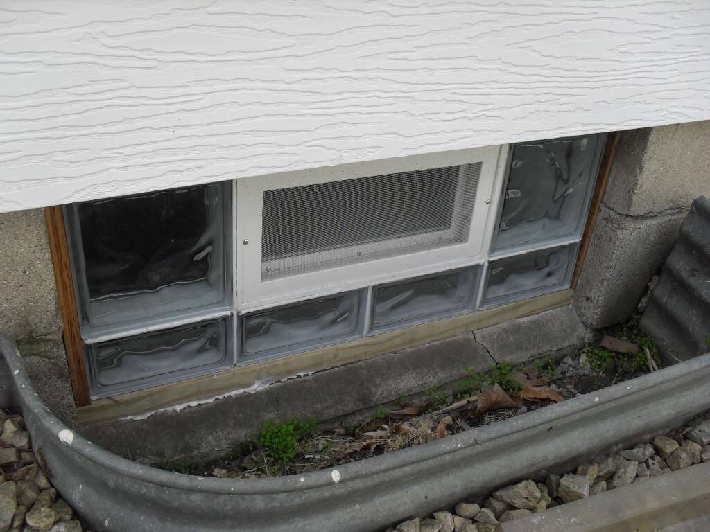 3 Reasons to Replace Those Old Basement Windows
