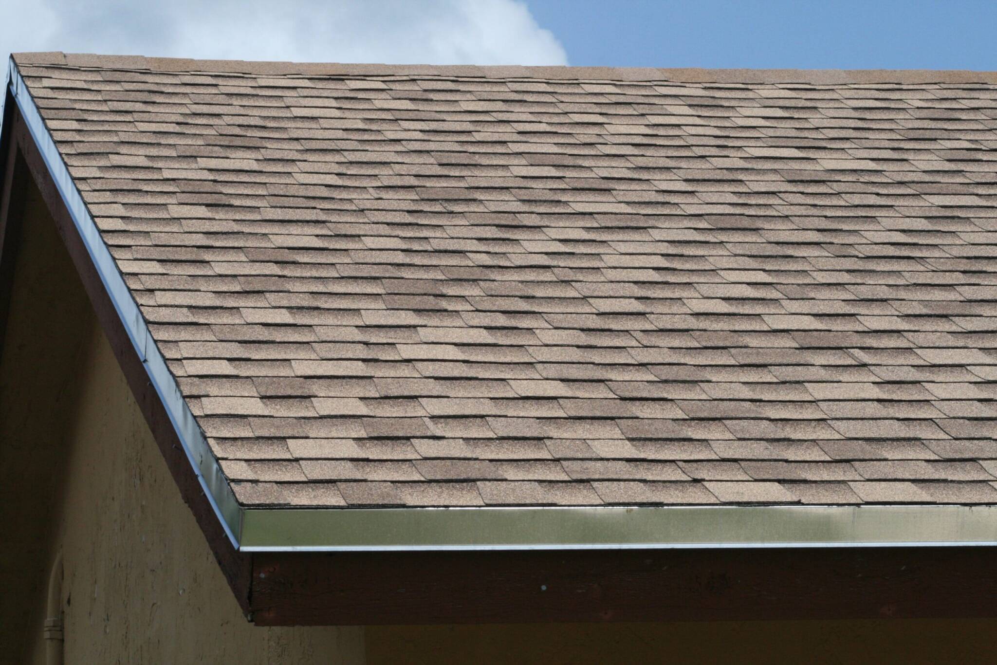 4 Signs You Need a New Roof