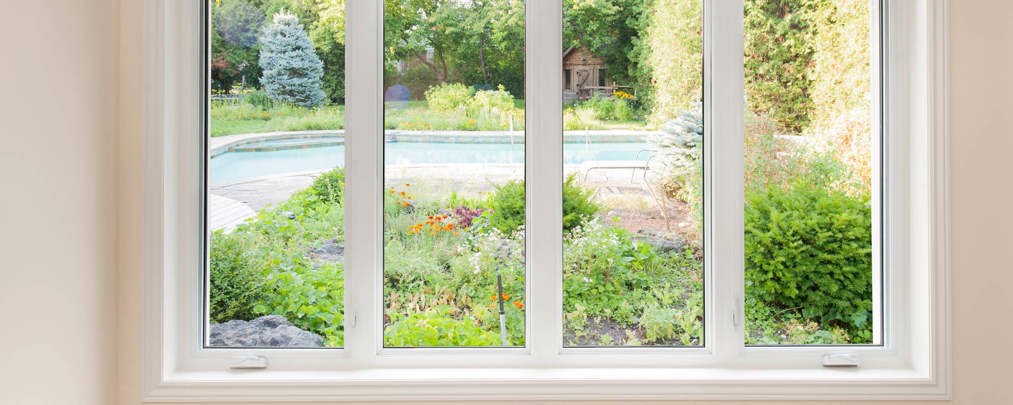 Adobestock 73538912.png 2000x800