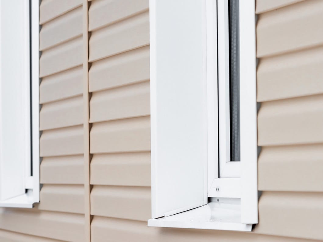Don’t Wait Until Spring to Replace Your Siding