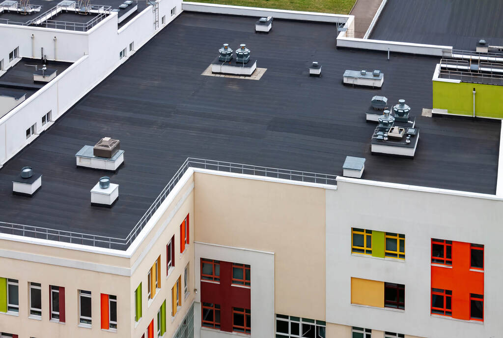 A modern flat roof on a modern commercial property