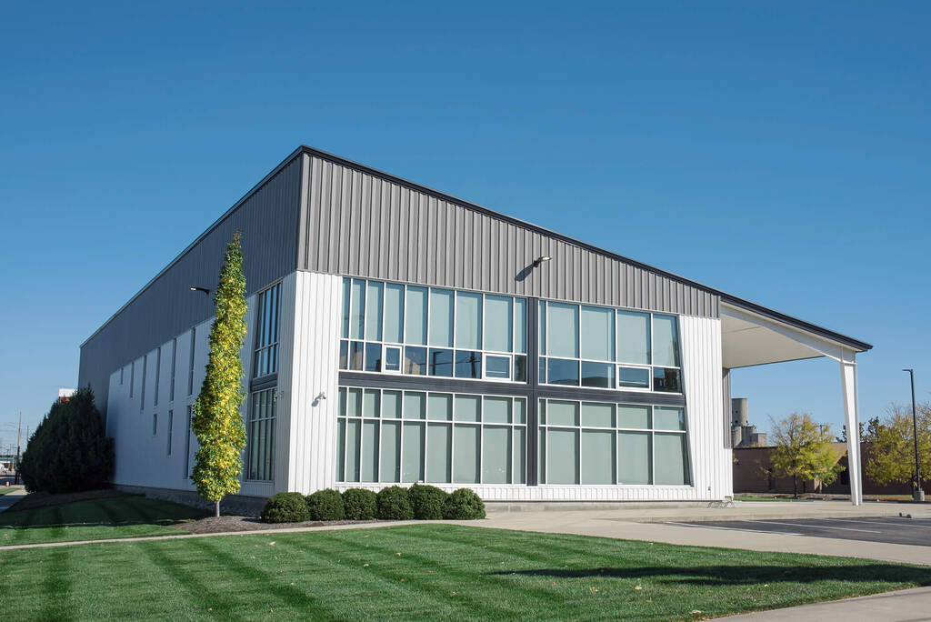 A shed or monopitch roof on a modern commercial building
